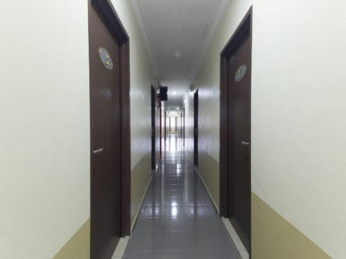 Hotel Sunsurya クラン エクステリア 写真