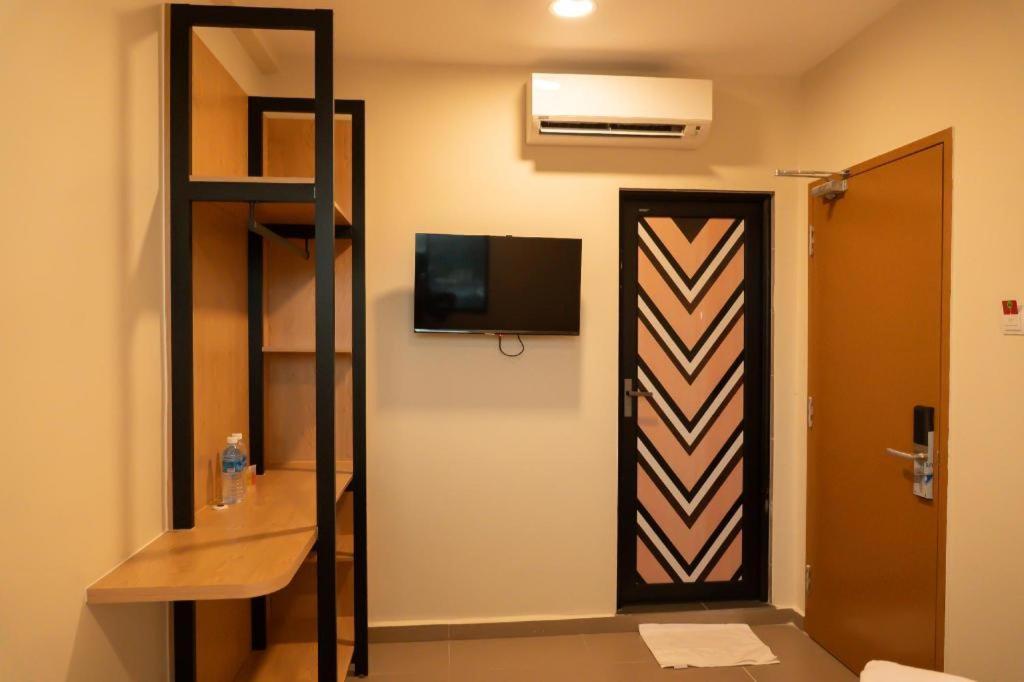 Hotel Sunsurya クラン エクステリア 写真